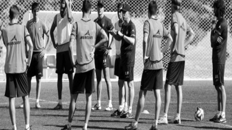 Tejada: “Veo a la plantilla con mucha ilusión y gran actitud” Tejada: “Veo a la plantilla con mucha ilusión y gran actitud”