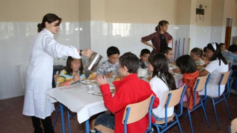 El servicio de comedor escolar sale gratis para 4.378 jiennenses El servicio de comedor escolar sale gratis para 4.378 jiennenses
