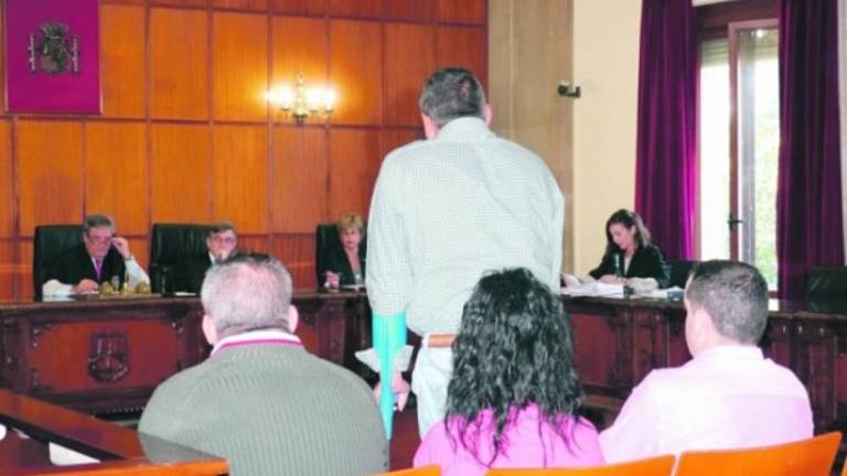 La Justicia corta las alas a un grupo de narcos de Castillo La Justicia corta las alas a un grupo de narcos de Castillo