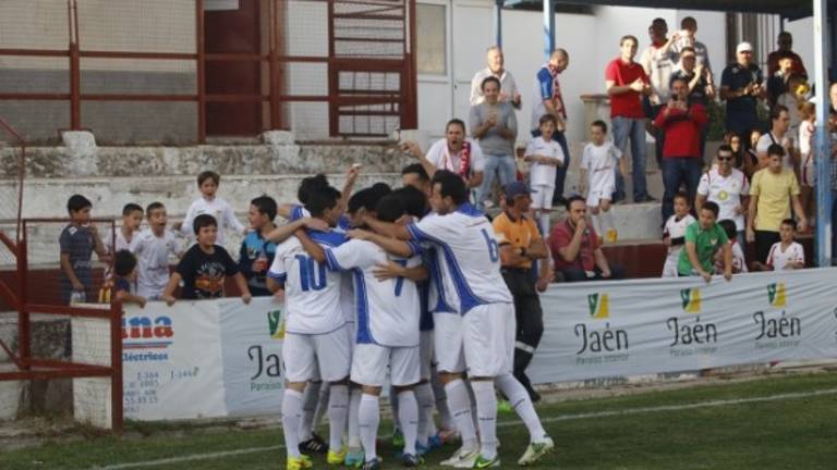 El Martos, con pie y medio en la segunda ronda (3-0) El Martos, con pie y medio en la segunda ronda (3-0)