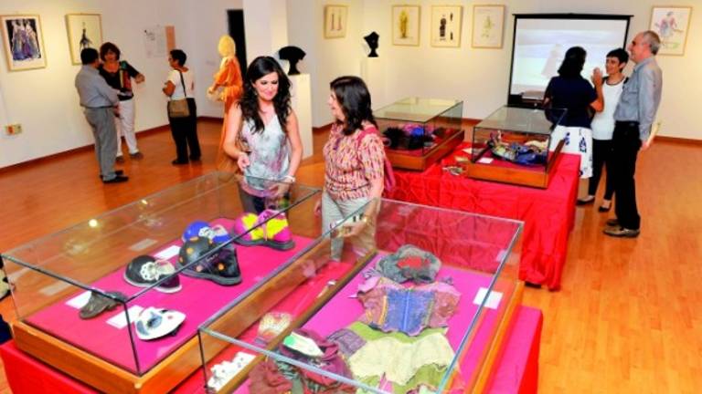 El arte de vestir sobre el escenario El arte de vestir sobre el escenario