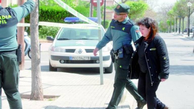 Un jabalquinteño se dispara tras “acechar” a su expareja Un jabalquinteño se dispara tras “acechar” a su expareja