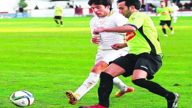 El Martos estudia el mercado para reforzar la plantilla con dos fichajes El Martos estudia el mercado para reforzar la plantilla con dos fichajes