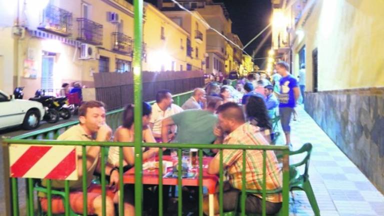 Los hosteleros remontan con las terrazas y con las ofertas