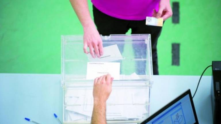 Un escenario sujeto a pactos en todas las capitales de Andalucía Un escenario sujeto a pactos en todas las capitales de Andalucía