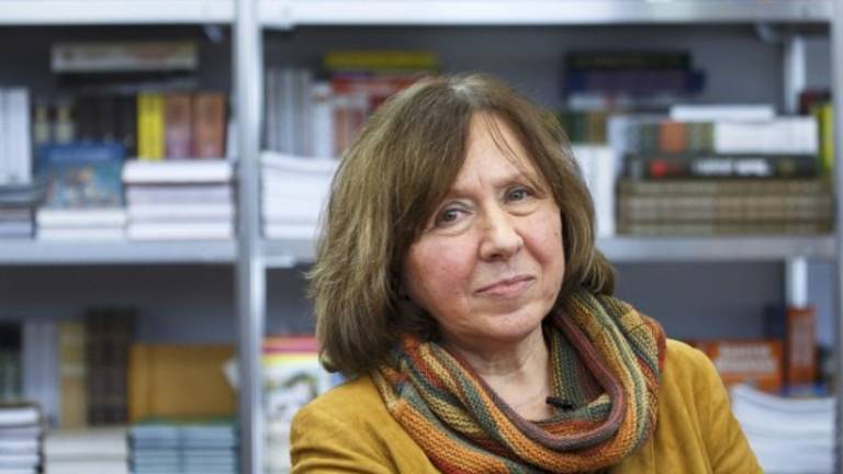 Svetlana Alexievich Premio Nobel de Literatura 2015 Svetlana Alexievich Premio Nobel de Literatura 2015