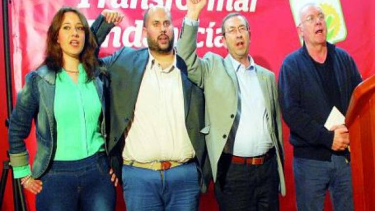 Cayo Lara confía en que se dé un “giro a la izquierda” en Andalucía Cayo Lara confía en que se dé un “giro a la izquierda” en Andalucía