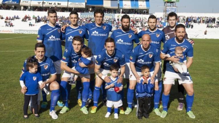 El Linares gana en Terrassa (0-1) y acaricia el pase a la segunda eliminatoria El Linares gana en Terrassa (0-1) y acaricia el pase a la segunda eliminatoria