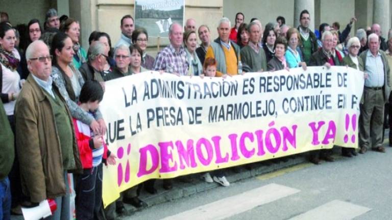 Unión para reclamar el pago por las inundaciones Unión para reclamar el pago por las inundaciones