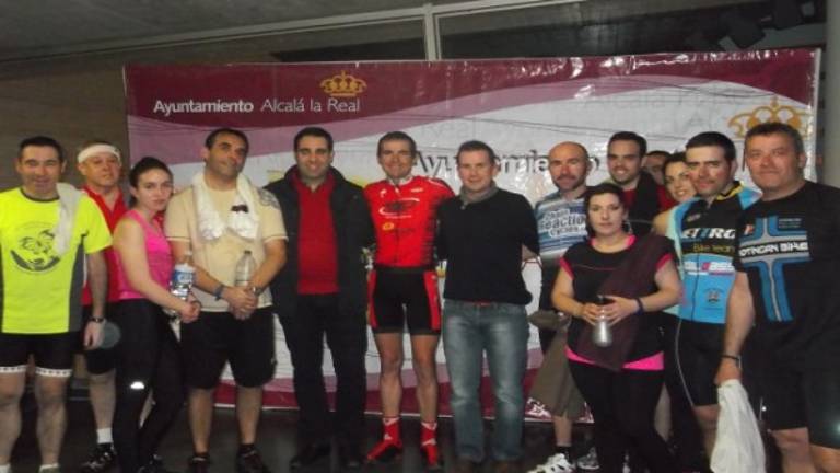 “Triki” Beltrán da una clase de ciclismo “Triki” Beltrán da una clase de ciclismo