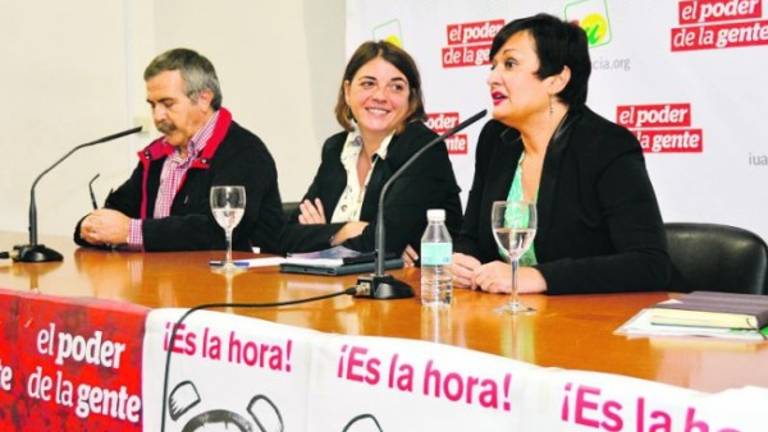 IU pide poner instituciones al servicio de la ciudadanía IU pide poner instituciones al servicio de la ciudadanía
