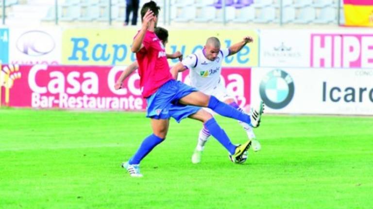 Sergio Molina, bien alineado Sergio Molina, bien alineado