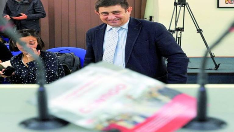 El PSOE quiere poner el despertador a la campaña El PSOE quiere poner el despertador a la campaña