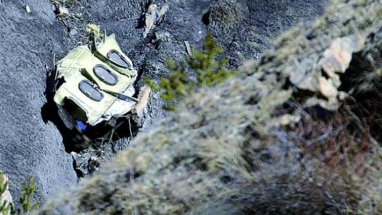 El capitán al copiloto: “Abre la maldita puerta” El capitán al copiloto: “Abre la maldita puerta”
