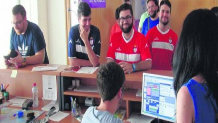 La hoja de ruta se detiene en los que tienen contrato La hoja de ruta se detiene en los que tienen contrato