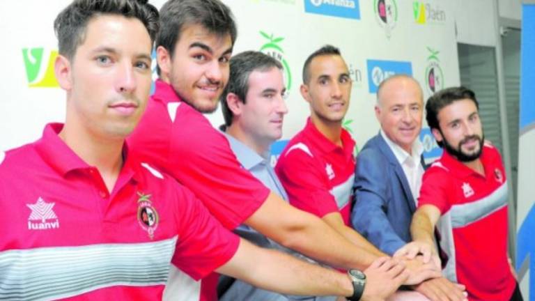 Fichajes que muestran su ambición por seguir en la élite Fichajes que muestran su ambición por seguir en la élite