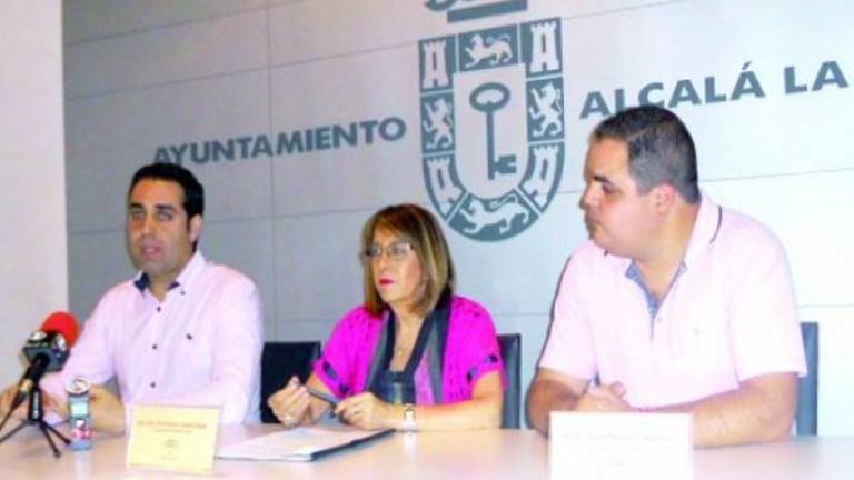 El Campo de Arqueología limpiará en los adarves El Campo de Arqueología limpiará en los adarves