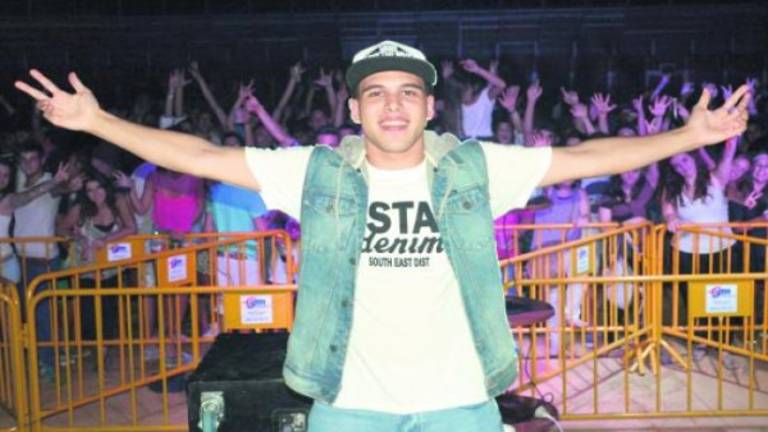 Tony Lozano, un joven que triunfa con el electro latino Tony Lozano, un joven que triunfa con el electro latino