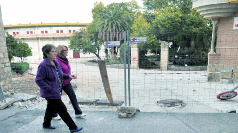 El Ayuntamiento continúa con La Alameda tras un acuerdo El Ayuntamiento continúa con La Alameda tras un acuerdo