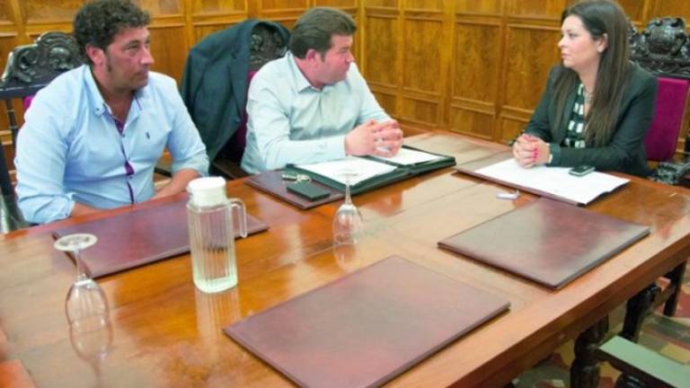 Sin acuerdo entre el Gobierno local y el gremio de vendedores Sin acuerdo entre el Gobierno local y el gremio de vendedores