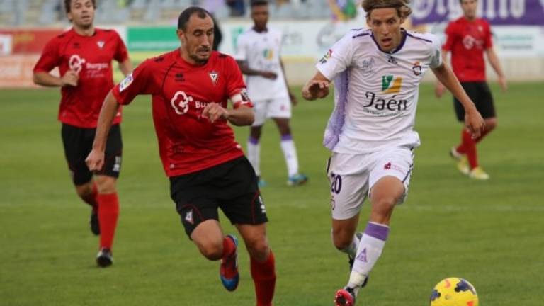 El Mirandés de Pablo Infante se cruza en el camino de la salvación El Mirandés de Pablo Infante se cruza en el camino de la salvación