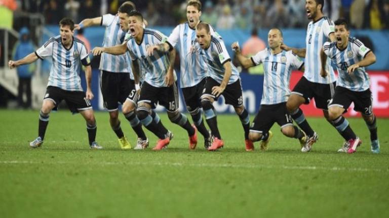 Argentina gana a Holanda en los penaltis y jugará la final del Mundial Argentina gana a Holanda en los penaltis y jugará la final del Mundial