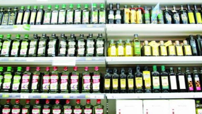 El aceite se desploma ante la crisis del “cento per cento” El aceite se desploma ante la crisis del “cento per cento”