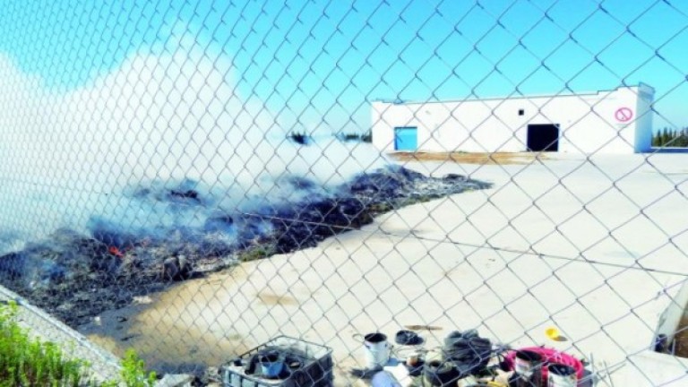 Incendio en una antigua planta de biomasa de Mancha Real