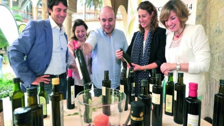 Las empresas hallan nuevos mercados en redes sociales Las empresas hallan nuevos mercados en redes sociales