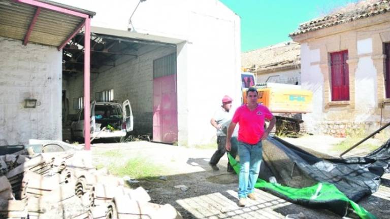 La oposición defiende la utilidad de la antigua prisión La oposición defiende la utilidad de la antigua prisión