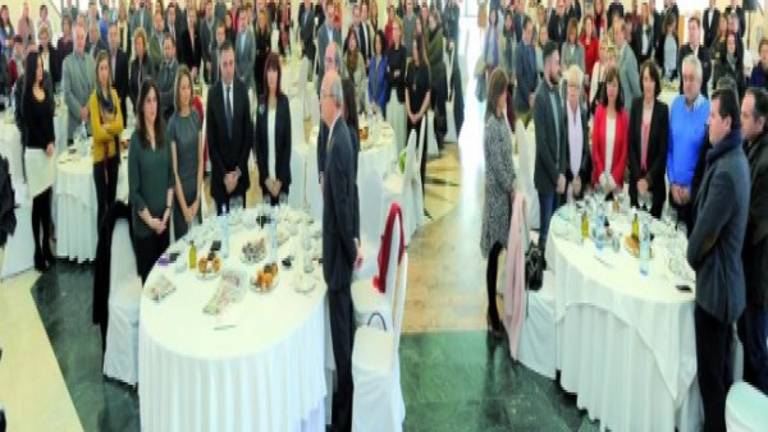 Una promesa: acabar con los cuidados gratuitos Una promesa: acabar con los cuidados gratuitos