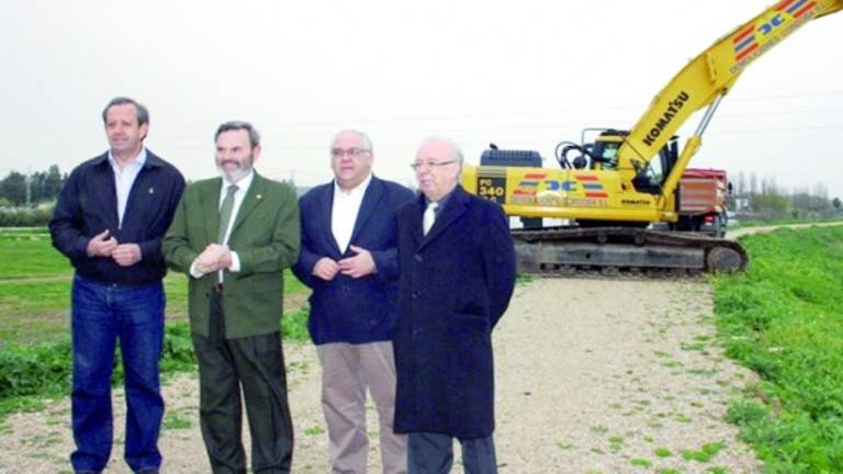 Comienzan los trabajos de limpieza del arroyo Mestanza Comienzan los trabajos de limpieza del arroyo Mestanza