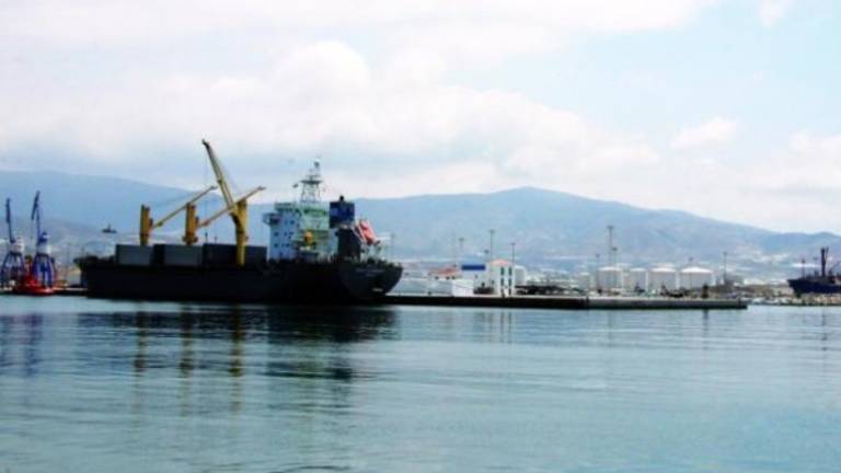 Llegan barcos con aceite de oliva Llegan barcos con aceite de oliva
