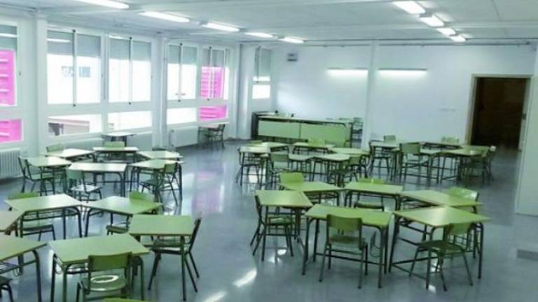 Alumnos del colegio Almadén estrenan nuevos espacios Alumnos del colegio Almadén estrenan nuevos espacios
