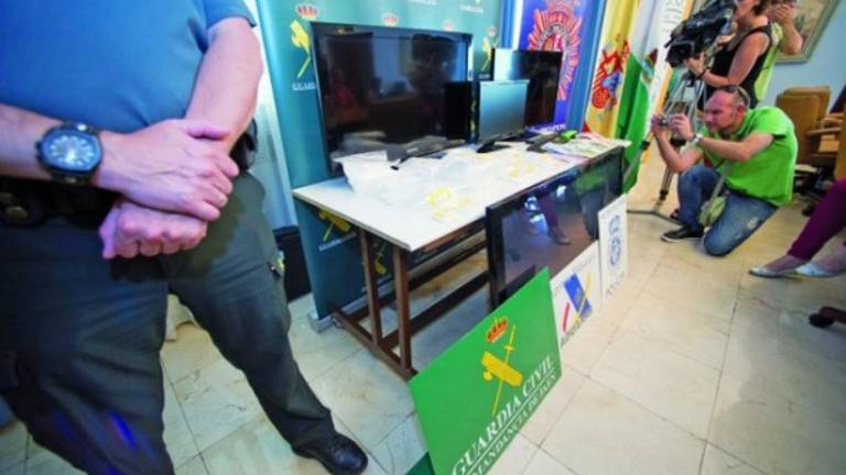 Triunfales ante su señoría Triunfales ante su señoría