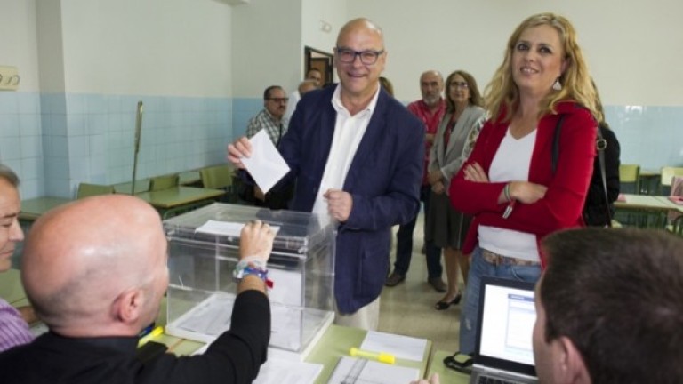 Fernández Palomino pide acudir a las urnas para cambiar el semblante de la ciudad