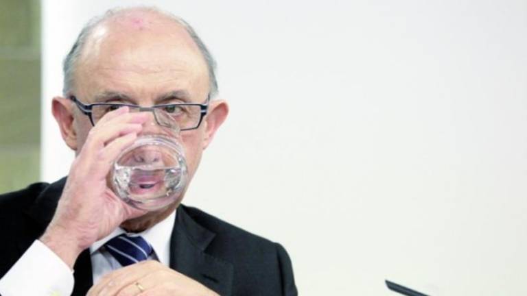 Montoro: “El PP tiene un grave poblema con la corrupción” Montoro: “El PP tiene un grave poblema con la corrupción”