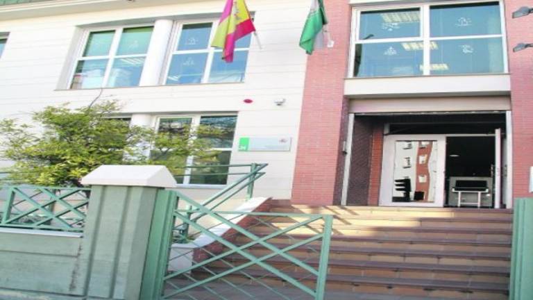 Del sur de China al mar de olivos previo pago de 10.000 euros Del sur de China al mar de olivos previo pago de 10.000 euros