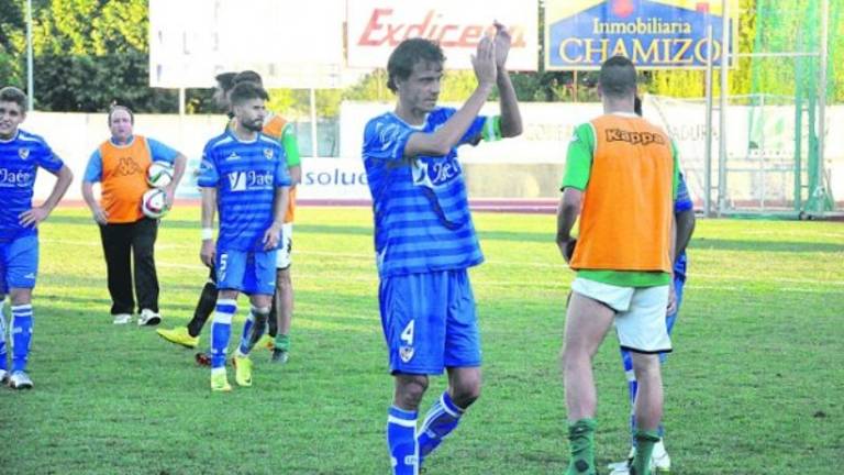 El Linares sigue sin pólvora en la Liga El Linares sigue sin pólvora en la Liga