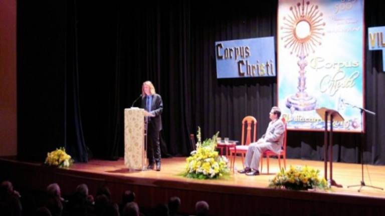 El poeta Jorge de Arco pregona el Corpus Christi El poeta Jorge de Arco pregona el Corpus Christi