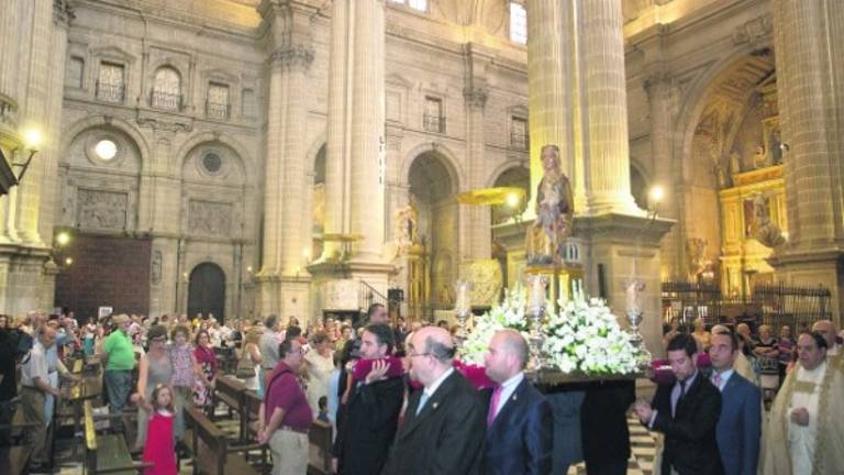 Respaldo a la procesión de la Virgen de la Antigua