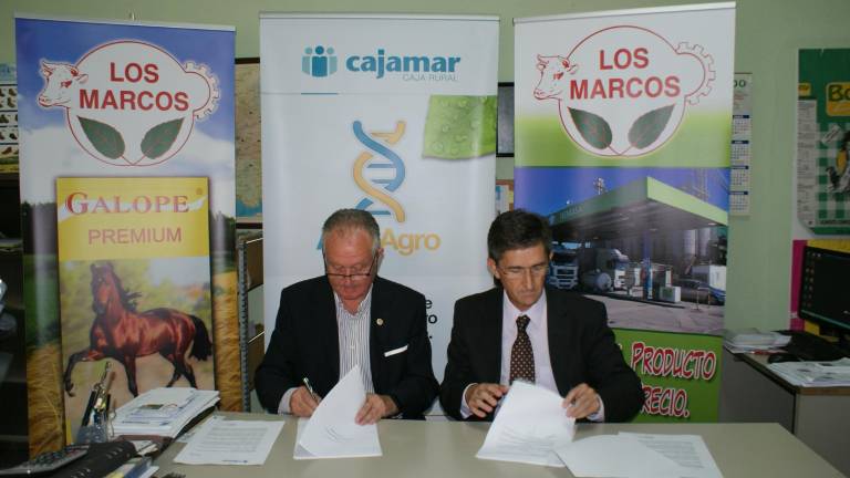 Isemasa firma un acuerdo de colaboración con Cajamar Isemasa firma un acuerdo de colaboración con Cajamar
