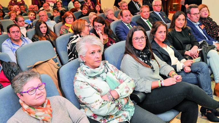 Nace una asociación para los enfermos de Párkinson Nace una asociación para los enfermos de Párkinson