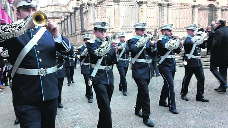 La capital se rinde al Gran Poder La capital se rinde al Gran Poder