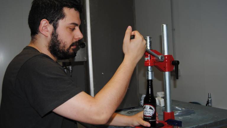 Los artesanos de la cerveza Los artesanos de la cerveza