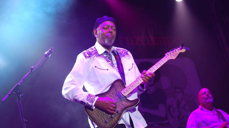Larga vida a un festival lleno de color, nivel y mucho blues Larga vida a un festival lleno de color, nivel y mucho blues