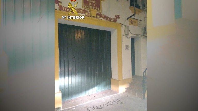 Detenido por hacer pintadas insultantes en el cuartel de la Guardia Civil de Mancha Real