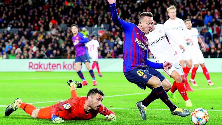 Set y clasificación del Barça ante un Sevilla que no existió Set y clasificación del Barça ante un Sevilla que no existió