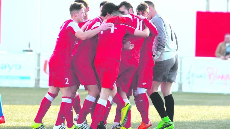 El CD Torreperogil engancha al fútbol a todo un municipio El CD Torreperogil engancha al fútbol a todo un municipio