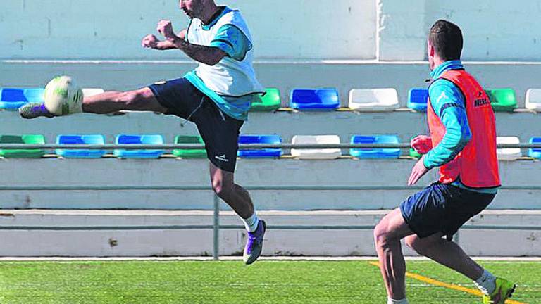 Rueda vestirá de azulillo hasta final de la Liga Rueda vestirá de azulillo hasta final de la Liga